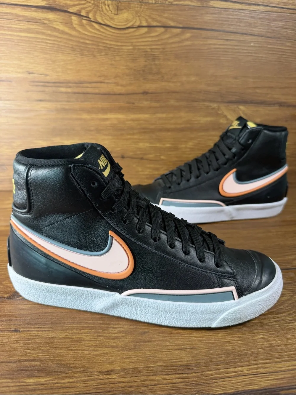 Nike Blazer Mid 77 Infinite Leather High Top Sneakers Women’s Size 6.5 Shoes